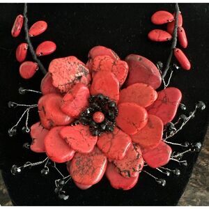 Vintage Vincero Floral Statement Necklace Orange Stone Black Beads Adjustable